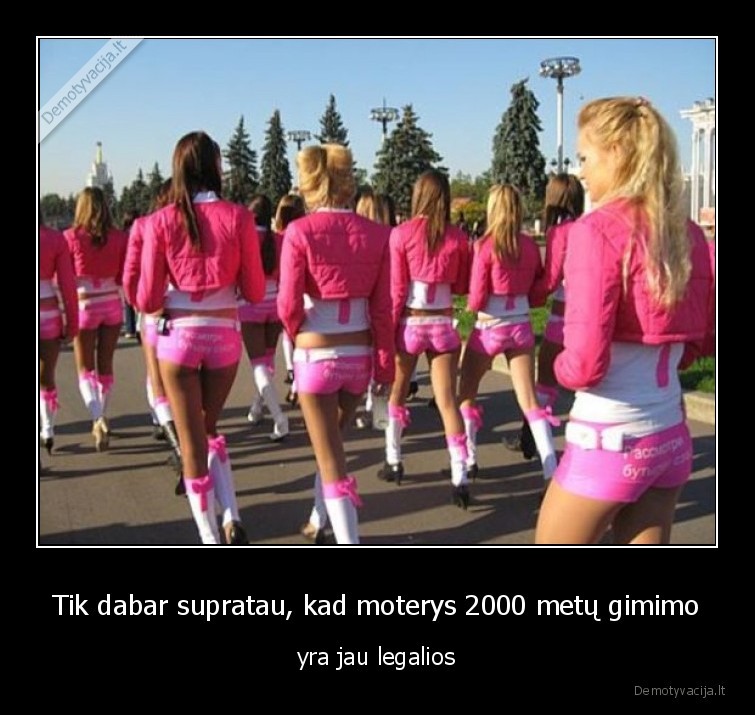 2000,metai,pilnametes,moterys