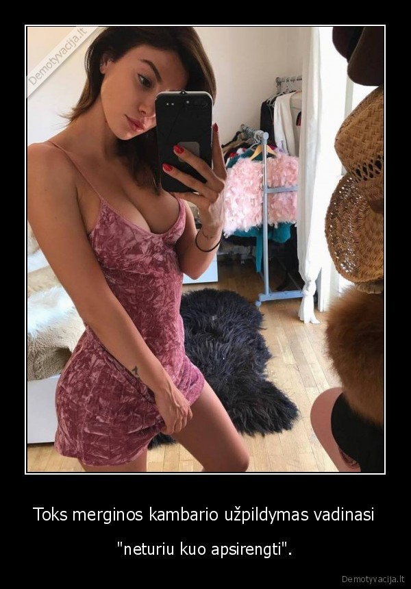 mergina,kambarys,papai,rubai