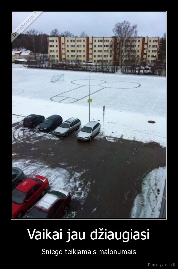 mokyklos, stadionas,pirmas, sniegas,bibys