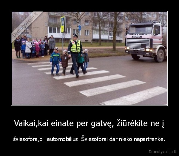 vaikai,sviesoforas,automobilis