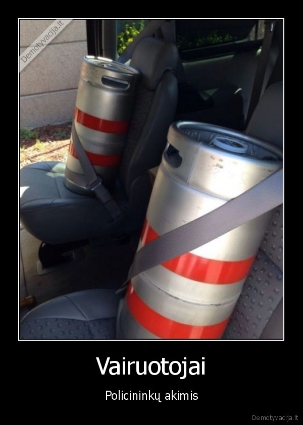 girtas, uz, vairo,girti, vairuotojai,alaus, statines