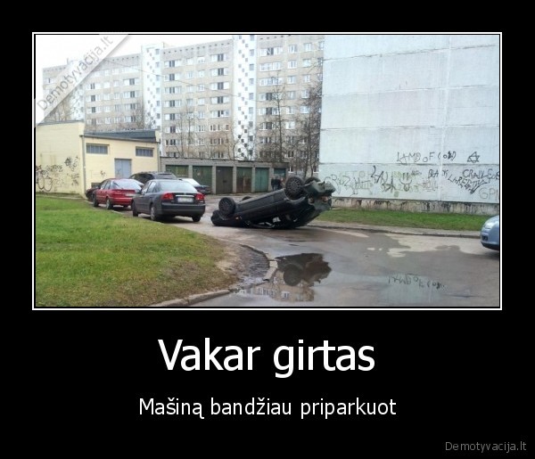 aukstyn, ratais,apvirtusi, masina,girtas, uz, vairo