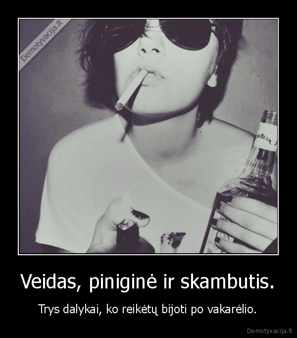 Veidas, piniginė ir skambutis.