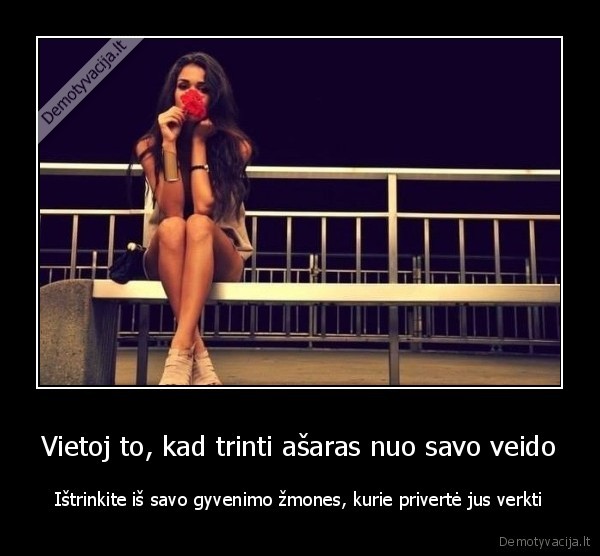 asaros,verkimas,skaudinimas