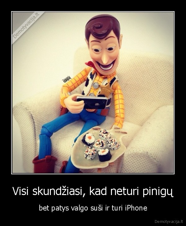 pinigai,iphone,sushi