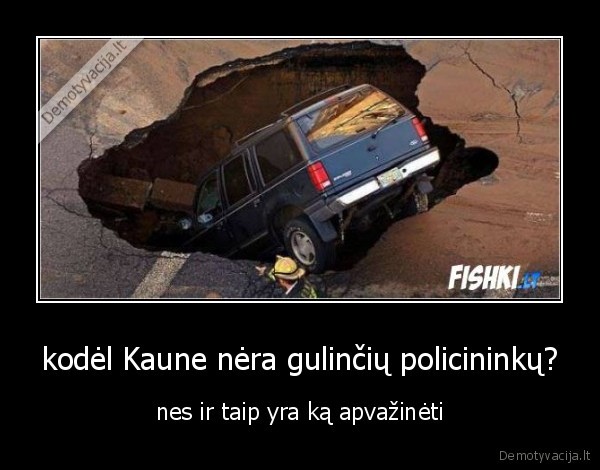 policija,kaunas,duobes