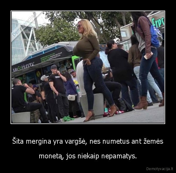 mergina,papai,moneta