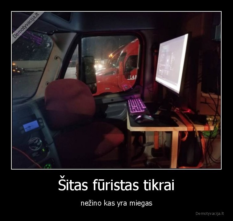 furistas,kompiuteris,vairuotojas,miegas,zaidimai