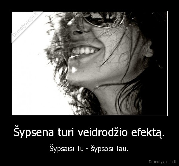 sypsena,veidrodis,efektas,mergina,akiniai