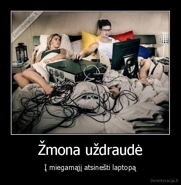 laptopas,kompiuteris, lovoje