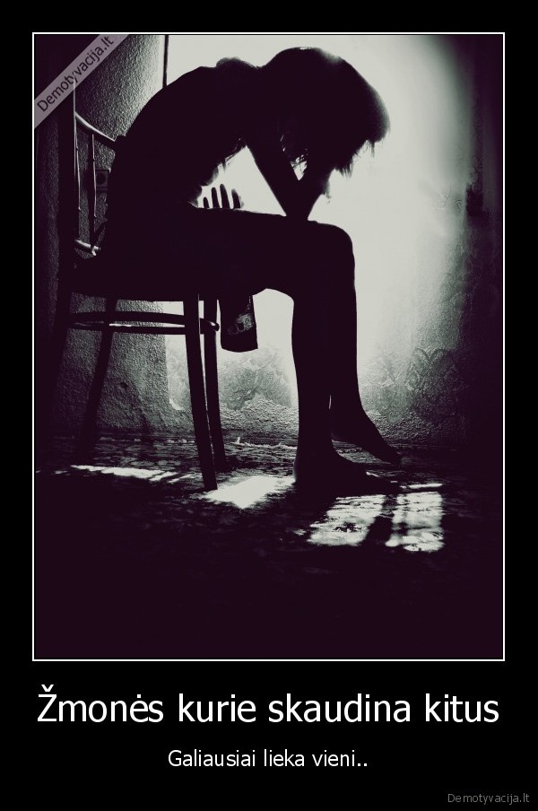 skaudina,vienisas,alone