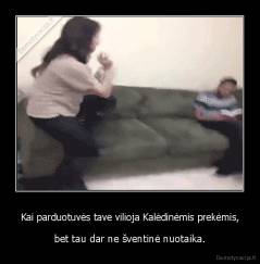 Kai parduotuvės tave vilioja Kalėdinėmis prekėmis, - bet tau dar ne šventinė nuotaika.