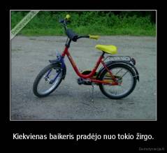 Kiekvienas baikeris pradėjo nuo tokio žirgo. - 