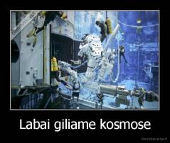 Labai giliame kosmose - 