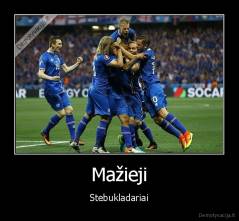 Mažieji - Stebukladariai