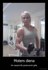 Moters diena - tik nepamiršk padovanoti gėlę