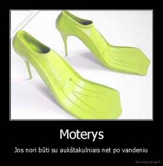 Moterys - Jos nori būti su aukštakulniais net po vandeniu