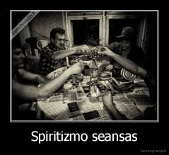 Spiritizmo seansas - 