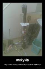 mokykla - kaip musu mokyklos mokiniai ruosiasi kaledom.