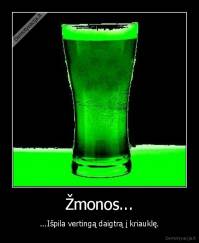 Žmonos... - ...Išpila vertingą daigtrą į kriauklę.